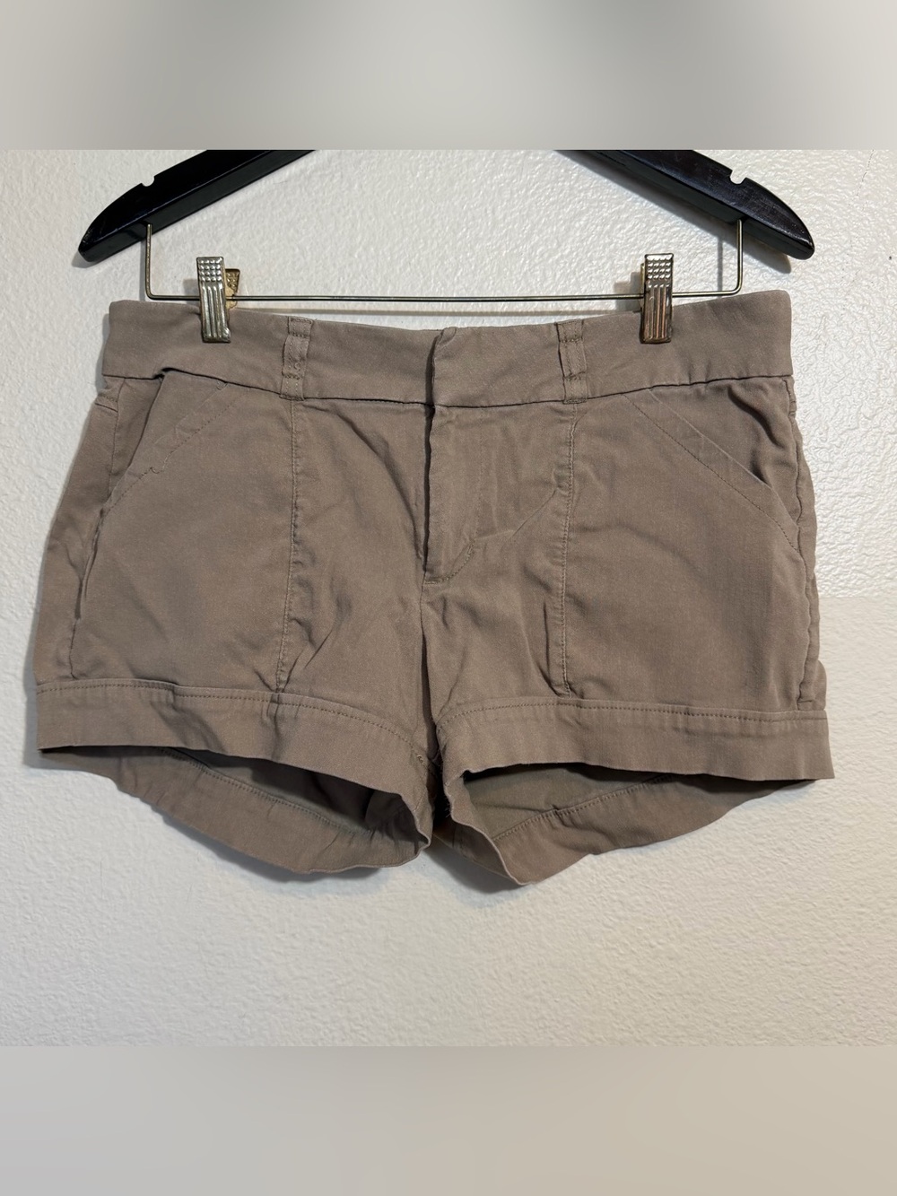 BeBop High-Waist Taupe Shorts with Front Pockets